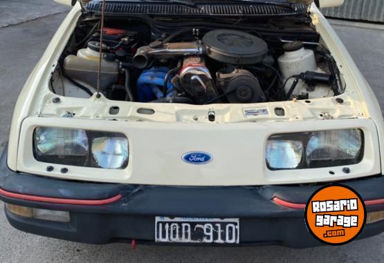 Autos - Ford Sierra XR4 1986 Nafta 298800Km - En Venta