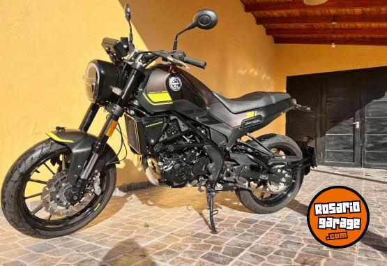 Motos - Benelli Leoncino 250 2022 Nafta 4500Km - En Venta