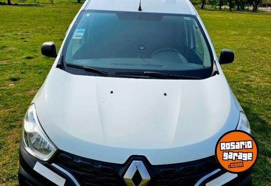 Utilitarios - Renault Kangoo 2020 Diesel 115000Km - En Venta