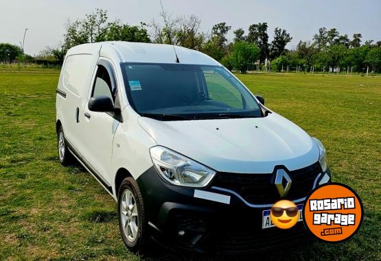 Utilitarios - Renault Kangoo 2020 Diesel 115000Km - En Venta