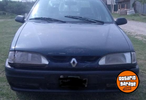 Autos - Renault 19 1999 Nafta 220000Km - En Venta