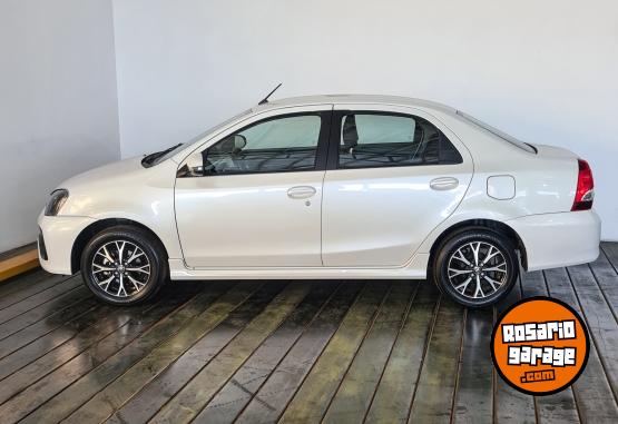 Autos - Toyota ETIOS XLS PACK A/T 4P 2022 Nafta 44835Km - En Venta