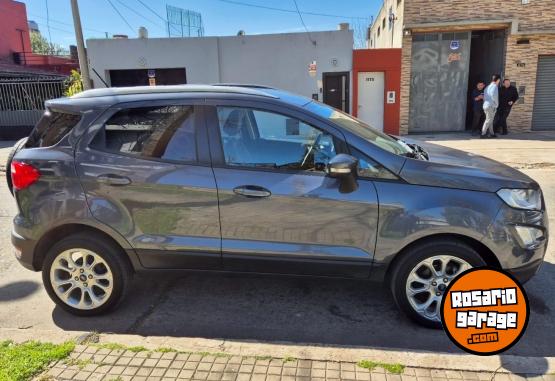 Camionetas - Ford Eco sport titanium permut 2022 Nafta 48000Km - En Venta