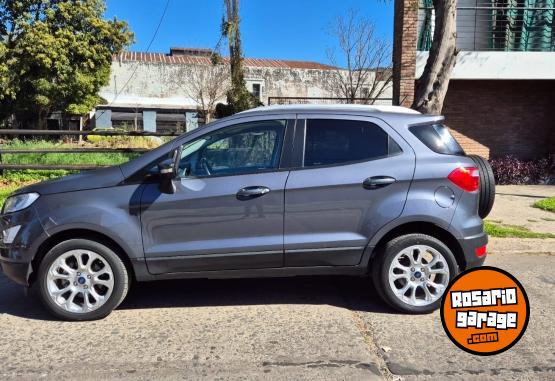 Camionetas - Ford Eco sport titanium permut 2022 Nafta 48000Km - En Venta