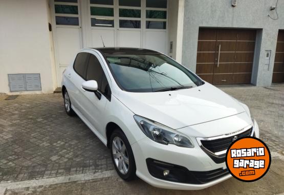 Autos - Peugeot 308 ALLURE NAVEGADOR 208 2015 Nafta 99000Km - En Venta