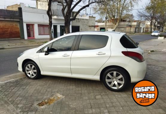 Autos - Peugeot 308 ALLURE NAVEGADOR 208 2015 Nafta 99000Km - En Venta