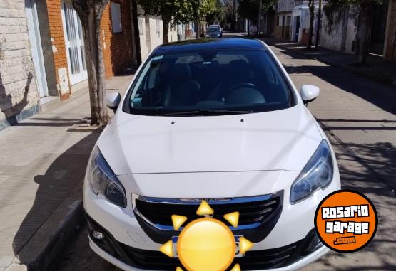 Autos - Peugeot 308 Allure plus 2016 Nafta 125000Km - En Venta