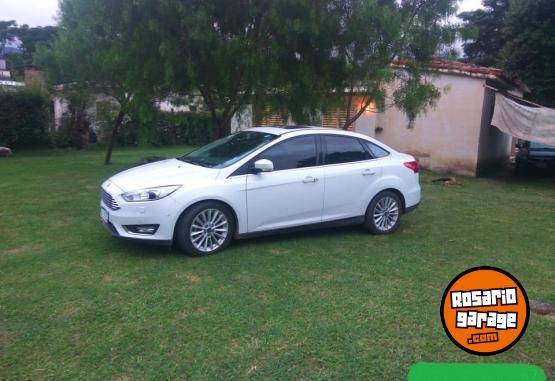 Autos - Ford FOCUS 3 2016 Nafta 74500Km - En Venta