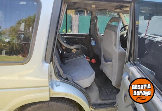 Camionetas - Land Rover Discovery 300 ao 98 1998 Diesel 190000Km - En Venta