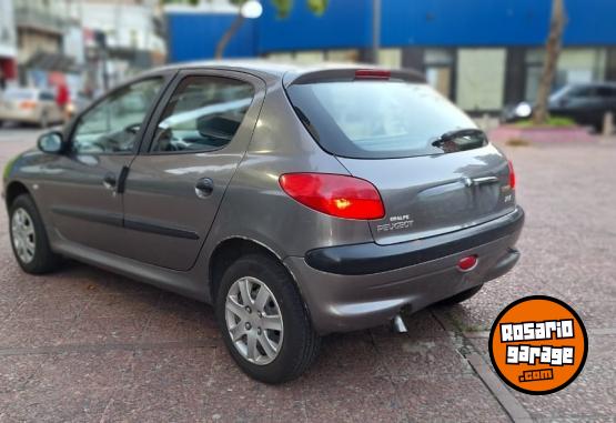 Autos - Peugeot 206 XR 2000 Nafta 114000Km - En Venta