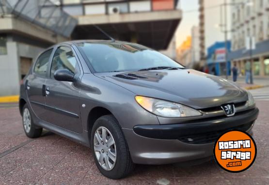 Autos - Peugeot 206 XR 2000 Nafta 114000Km - En Venta