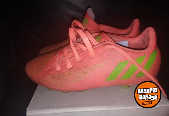 Indumentaria - Botines Adidas nio - En Venta