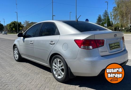 Autos - Kia SERSTO 1.6 FORTE 2011 Nafta 112000Km - En Venta