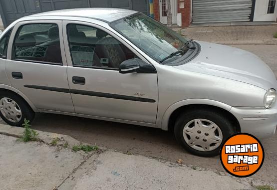 Autos - Chevrolet Corsa super 2004 Nafta 102000Km - En Venta