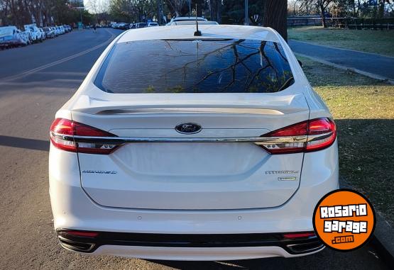 Autos - Ford MONDEO TITANIUM 2018 Nafta 140000Km - En Venta