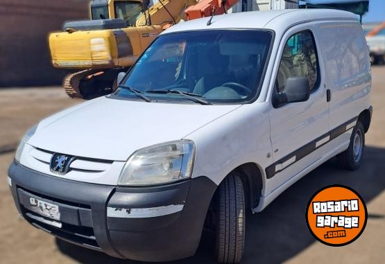 Utilitarios - Peugeot Partner HDI 1.6 2012 Diesel 191000Km - En Venta