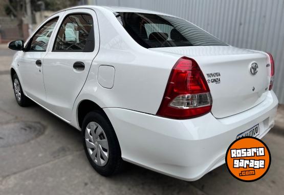 Autos - Toyota Etios 1.5 "X" 6M/T 4P 2019 Nafta 52000Km - En Venta