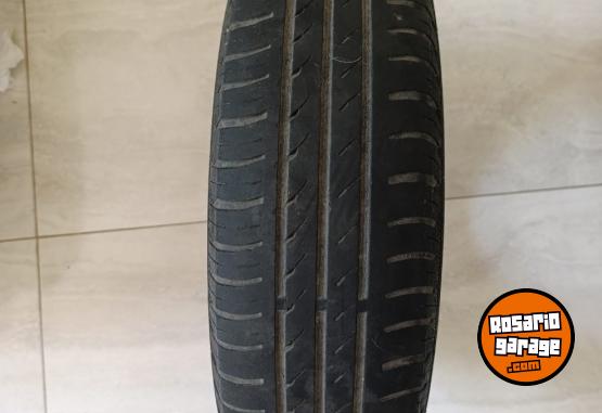 Accesorios para Autos - VENDO RUEDA 165/70 R14 - En Venta