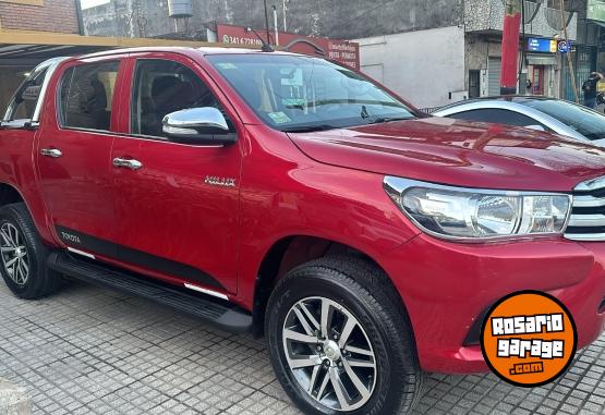 Camionetas - Toyota Hilux 2.4 TD 2017 Diesel  - En Venta