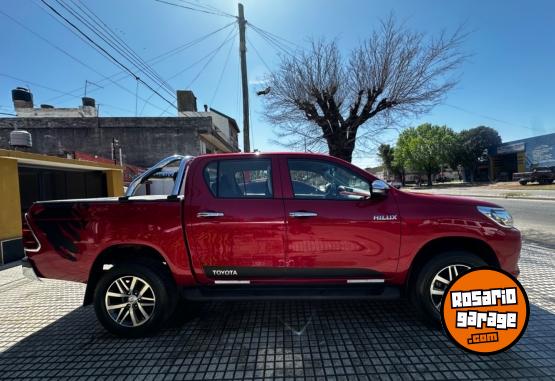 Camionetas - Toyota Hilux 2.4 TD 2017 Diesel  - En Venta