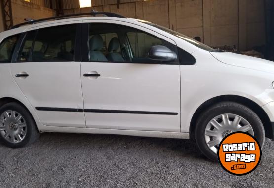 Autos - Volkswagen Suran 2006 Nafta 10101Km - En Venta