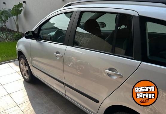 Autos - Volkswagen Suran 2007 Nafta 142000Km - En Venta