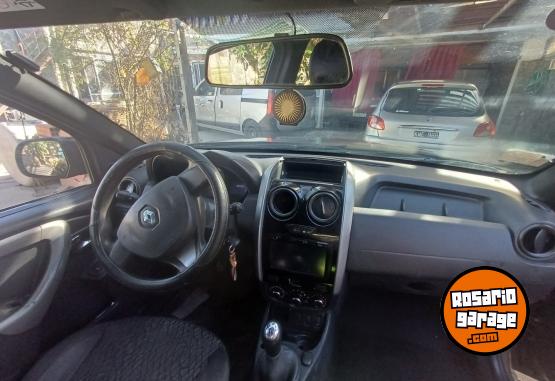 Autos - Renault Duster 2015 Nafta 256000Km - En Venta