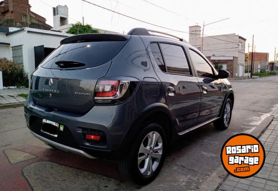 Autos - Renault Sandero stepway previlege 2015 Nafta 140000Km - En Venta