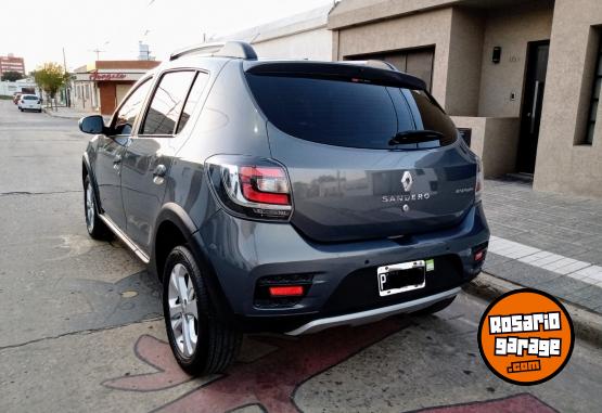 Autos - Renault Sandero stepway previlege 2015 Nafta 140000Km - En Venta