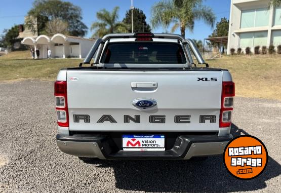 Camionetas - Ford RANGER 3.2 XLS 4X4 2021 Diesel 120000Km - En Venta