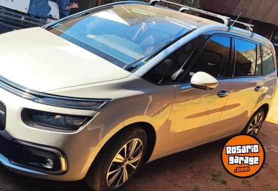 Autos - Citroen C4 Grand Picasso 2017 Diesel 110000Km - En Venta