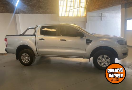 Camionetas - Ford RANGER xls 2017 Diesel 162000Km - En Venta