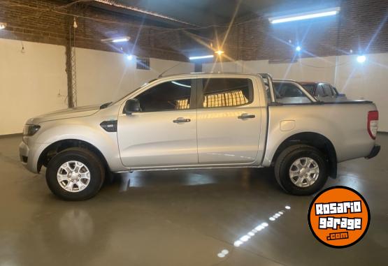 Camionetas - Ford RANGER xls 2017 Diesel 162000Km - En Venta