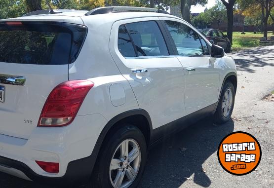 Autos - Chevrolet Tracker LTZ 4x4 2017 Nafta 82000Km - En Venta