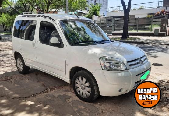 Utilitarios - Citroen BERLINGO 2016 Diesel 120000Km - En Venta