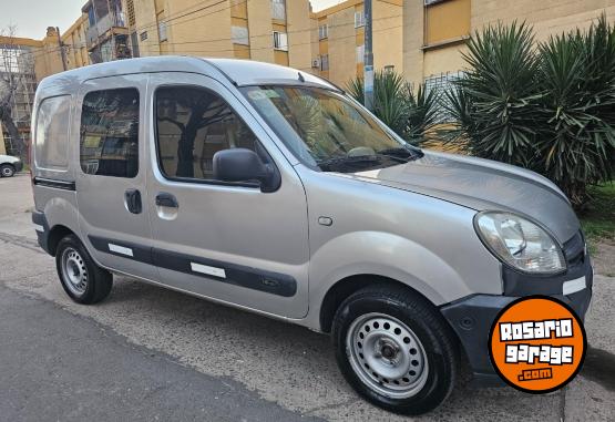 Utilitarios - Renault Kangoo 2016 GNC 210000Km - En Venta