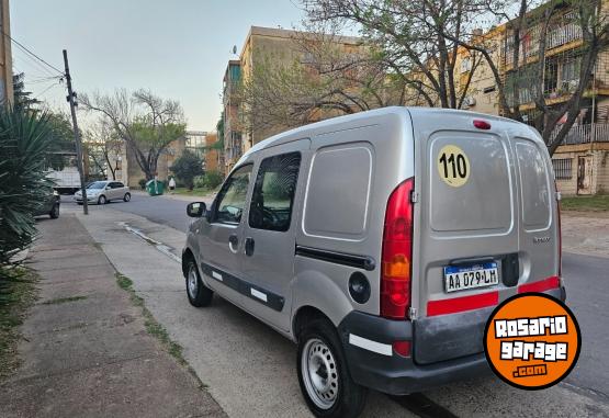 Utilitarios - Renault Kangoo 2016 GNC 210000Km - En Venta