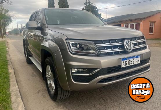 Camionetas - Volkswagen AMAROK HIGHLINE 4x2 AT 2023 Diesel 12000Km - En Venta