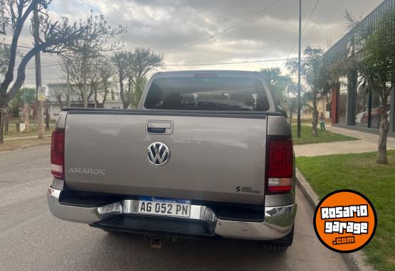 Camionetas - Volkswagen AMAROK HIGHLINE 4x2 AT 2023 Diesel 12000Km - En Venta