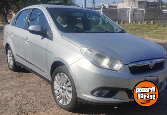 Autos - Fiat Grand Siena Essence 1.6 2012 Nafta 151000Km - En Venta