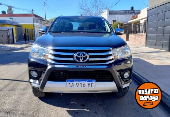 Camionetas - Toyota HILUX 4X4 SRV 2.8 TDI 2017 Diesel 120000Km - En Venta