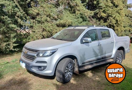 Camionetas - Chevrolet S10 High Country 4x4 AT 2017 Diesel 113000Km - En Venta