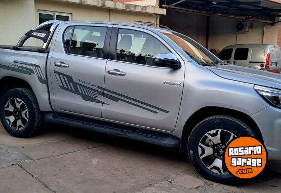 Camionetas - Toyota Hilux 2019 Diesel 52000Km - En Venta