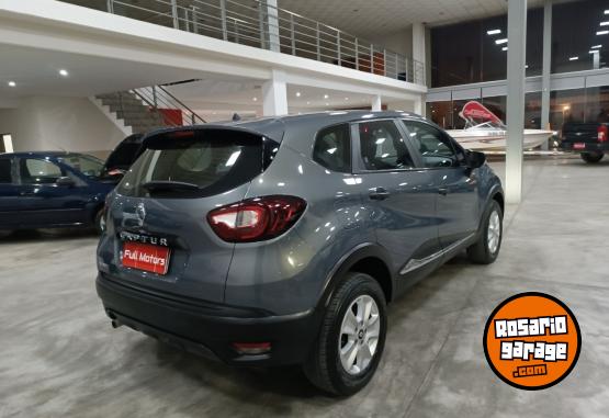 Autos - Renault CAPTUR 2019 Nafta 72500Km - En Venta