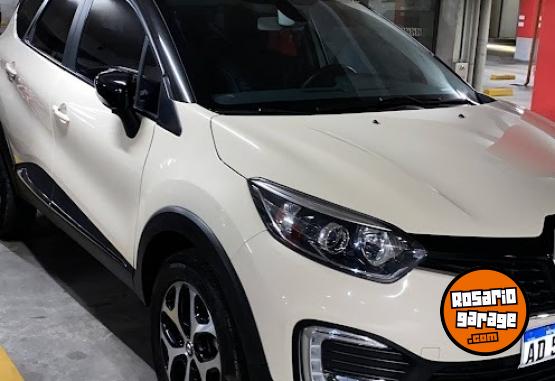 Autos - Renault Captur 2019 Nafta 60000Km - En Venta