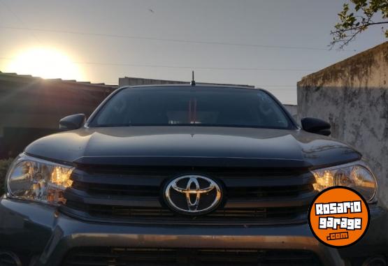 Camionetas - Toyota HILUX 2019 Diesel 68000Km - En Venta