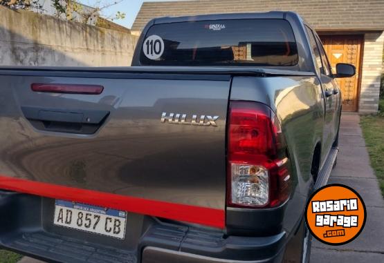 Camionetas - Toyota HILUX 2019 Diesel 68000Km - En Venta