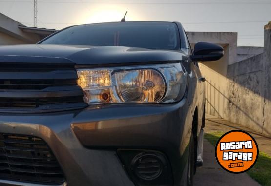 Camionetas - Toyota HILUX 2019 Diesel 68000Km - En Venta