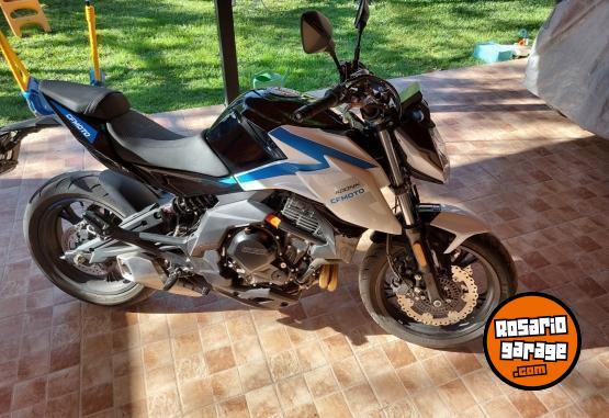 Motos - CF CF400NK 2023 Nafta 1830Km - En Venta