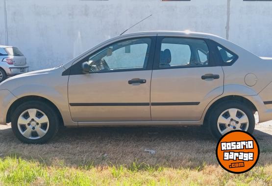 Autos - Ford Fiesta 1.6L Amb Max 2007 Nafta 140000Km - En Venta